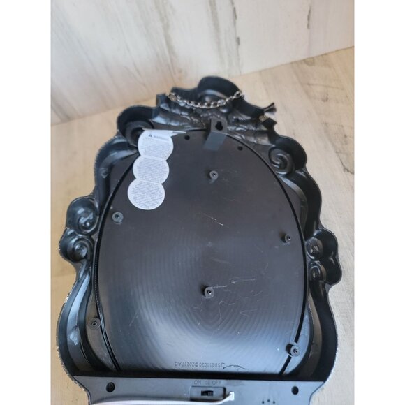 Hyde Eek animated talking skeleton frame candle Halloween hanging prop - Picture 8 of 8